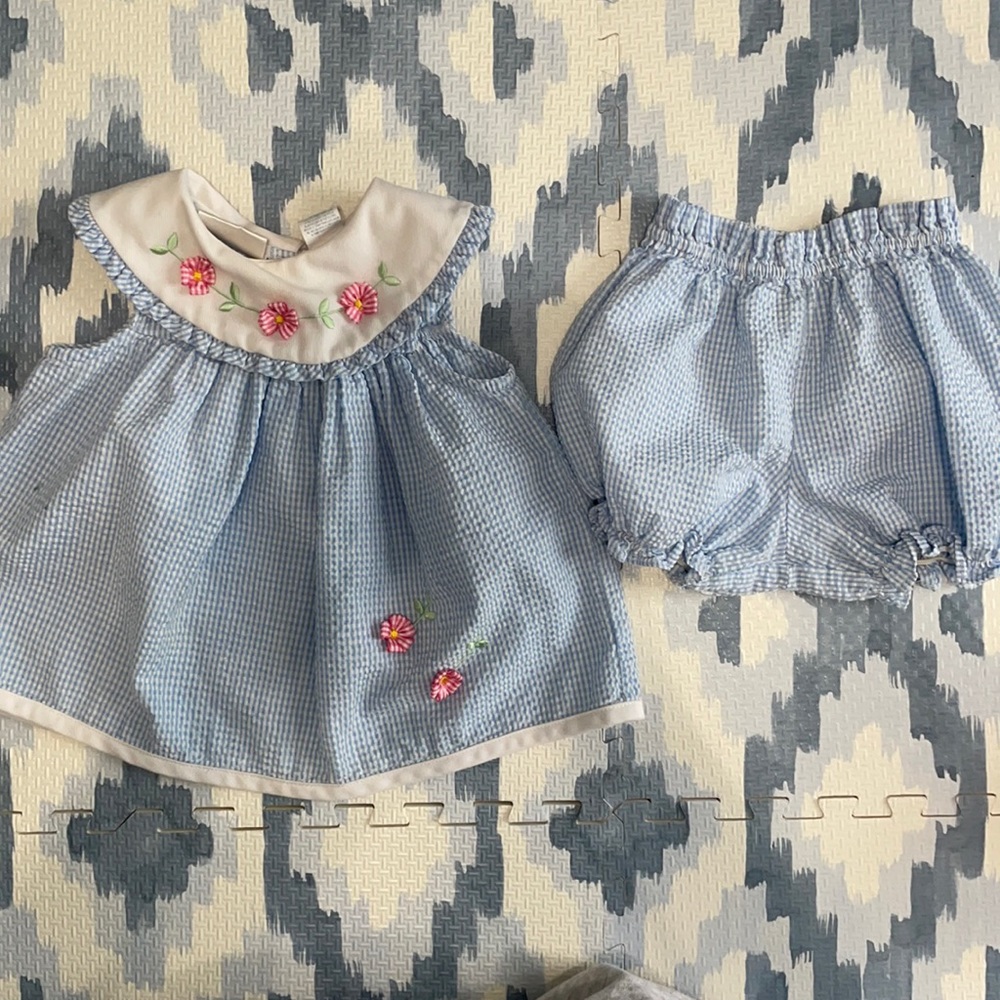 12 month top and bloomer matching set!